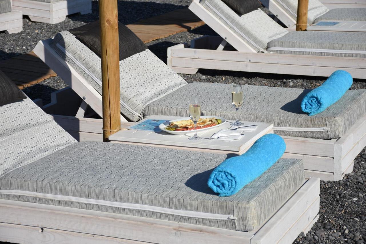 Arion Bay Hotel Santorini Kamári Exterior foto
